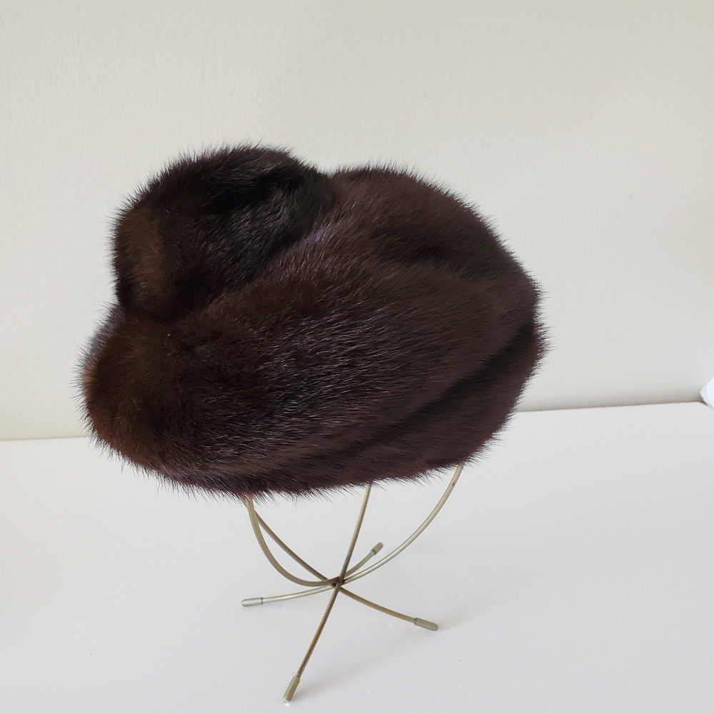 Stunning, Vintage 1960's High Fashion Mink Hat - Small